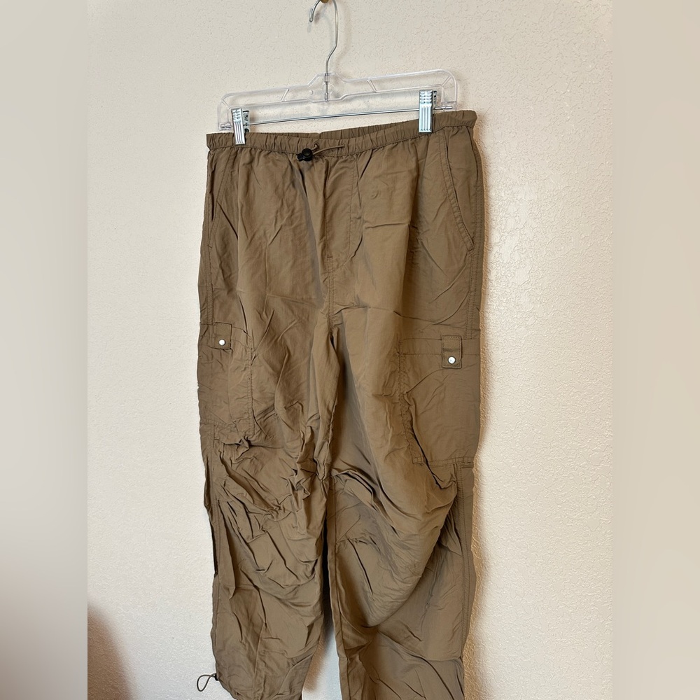 🖤❣️H&M Khaki Cargo Jogger Pants Tan